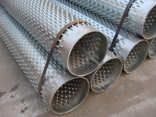 机械生产的滤水管采用低合金钢为材质